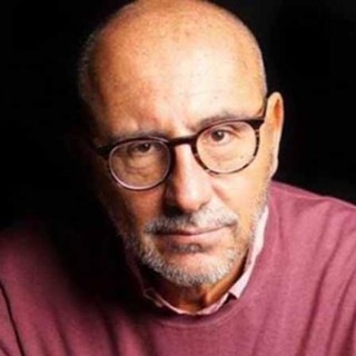 "Libri sotto l'albero" a Loano, in biblioteca la presentazione di "Nel tempo sbagliato" di Bruno Morchio