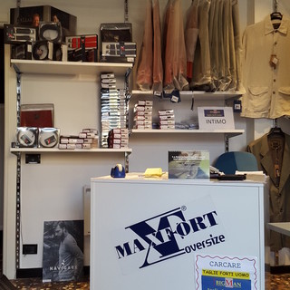 A Carcare inaugurato il negozio "Big Man"