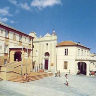 "In Azzurro sotto le Stelle": Boissano lancia la "cena condivisa"