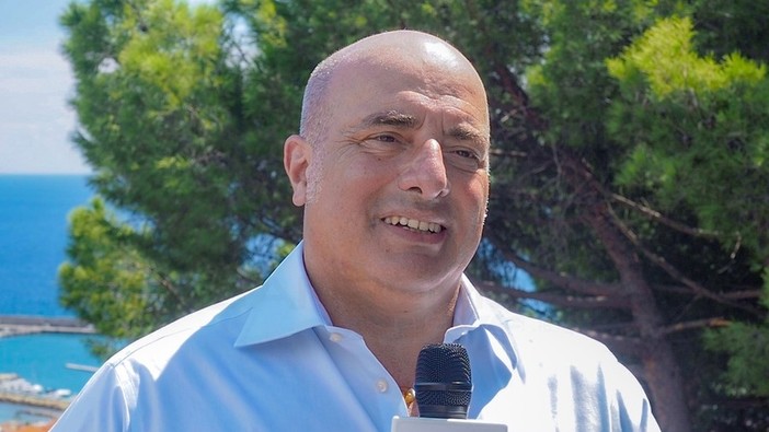 Treni Thello, l'assessore Berrino replica alle associazioni: "Non sono informate: da ottobre seguiamo con apprensione la vicenda" Treni Thello, l'assessore Berrino replica alle associazioni: "Non sono informate: da ottobre seguiamo con apprensione la vicenda"