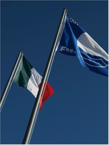 Stasera consegna ufficiale  Bandiera Blu 2014 agli stabilimenti balneari Pietresi