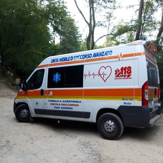 Biker cade nel bosco a Magliolo: mobilitati vigili del fuoco e sanitari (FOTO)