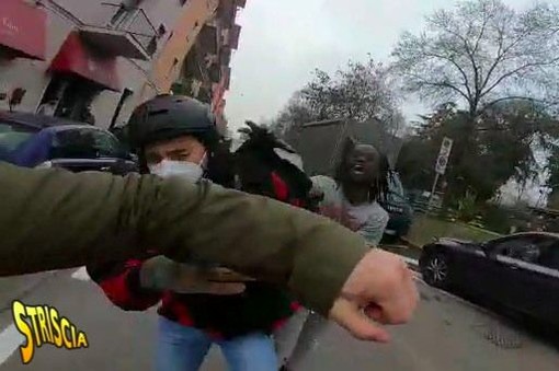 foto tratta dal sito ufficiale di "Striscia la Notizia" foto tratta dal sito ufficiale di "Striscia la Notizia"