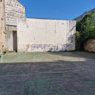 Campetto senza porte all'oratorio, l'appello della parrocchia di Finalborgo