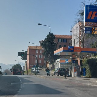 Costo del carburante alle stelle, rischio di un pericoloso effetto domino Costo del carburante alle stelle, rischio di un pericoloso effetto domino