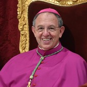 La decisione del Vescovo Suetta: &quot;Per tre anni stop a Padrini e Madrine per Battesimi e Cresime&quot;