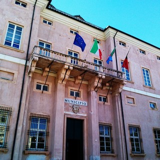 Loano, strappo nella maggioranza: "Vedute incompatibili con l'idea di un gruppo unitario"