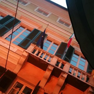 Lo Zonta Club Finale Ligure aderisce a "Colora di arancione i tuoi dintorni"