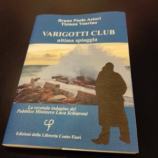 Piaggio di Villanova d'Albenga, i sindaci del comprensorio sfilano accanto ai lavoratori per chiedere il rispetto degli accordi