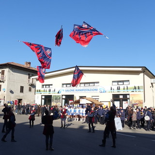 Riparte la 38° Fiera Regionale del tartufo bianco e dei vini del Roero di Vezza d'Alba Riparte la 38° Fiera Regionale del tartufo bianco e dei vini del Roero di Vezza d'Alba