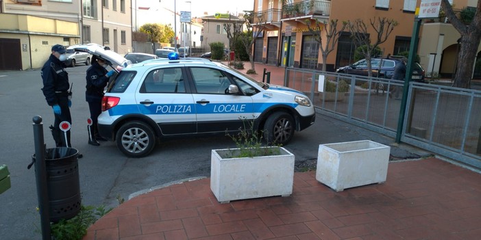 Coronavirus, accordo tra Comune di Loano e Sib: i balneari "pattuglieranno" passeggiata e spiagge