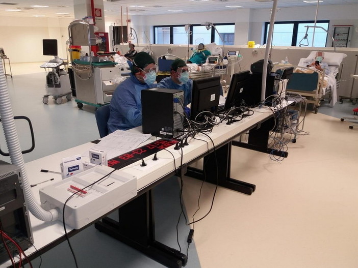 Coronavirus: da ieri 113 casi di positività in più, in totale sono 2758. Le vittime salgono a 397 Coronavirus: da ieri 113 casi di positività in più, in totale sono 2758. Le vittime salgono a 397