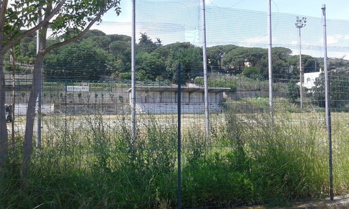 Spotorno, le minoranze attaccano: "Il sindaco Fiorini è ormai un Robin Hood al contrario per i cittadini"