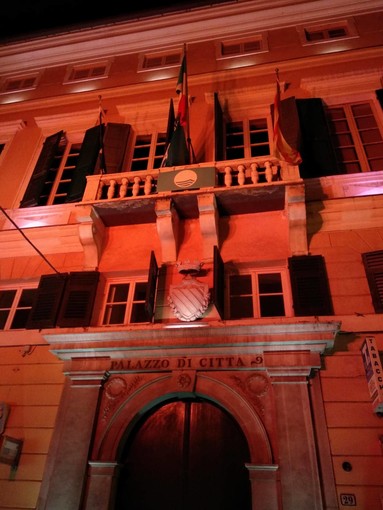 Finale Ligure, Lorenzo Vicino: "Io, 'funambolo' contro la violenza sulle donne"