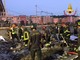 Crollo Ponte Morandi, notte di lavoro per i soccorritori in Val Polcevera