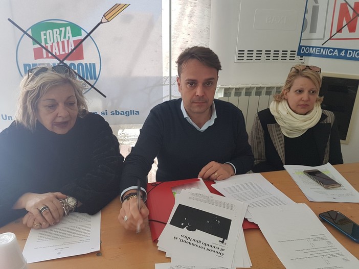 Albenga, Forza Italia e Lega: "Ancora una volta il Partito Democratico spara a zero sulle partite Iva"