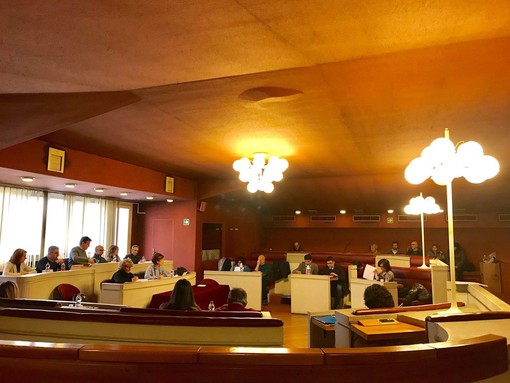 Cairo, la minoranza all'attacco sul bilancio di previsione Cairo, la minoranza all'attacco sul bilancio di previsione