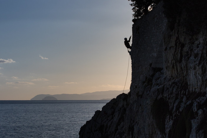 Scopriamo insieme l'importanza della manutenzione e della messa in sicurezza con Fomento Restauri di Finale Ligure Scopriamo insieme l'importanza della manutenzione e della messa in sicurezza con Fomento Restauri di Finale Ligure