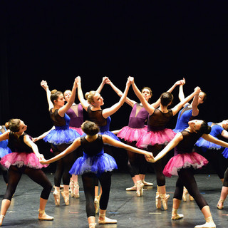 “Harmonia Universalis": l'Accademia di Savona si esibisce nel finalese