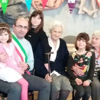 Centenarie a Borgio Verezzi: festa della sig.ra Delia Bertorello