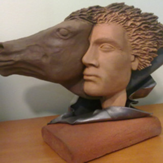 Loano, nella Sala del Mosaico la mostra dello scultore Donato Donno