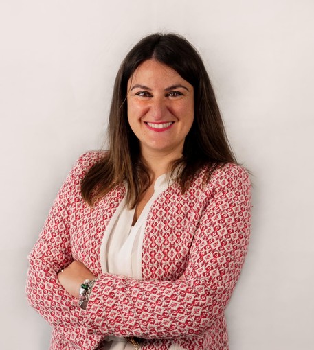 Finale Ligure: Camilla Fasciolo, giovane avvocato, si candida con Massimo Gualberti