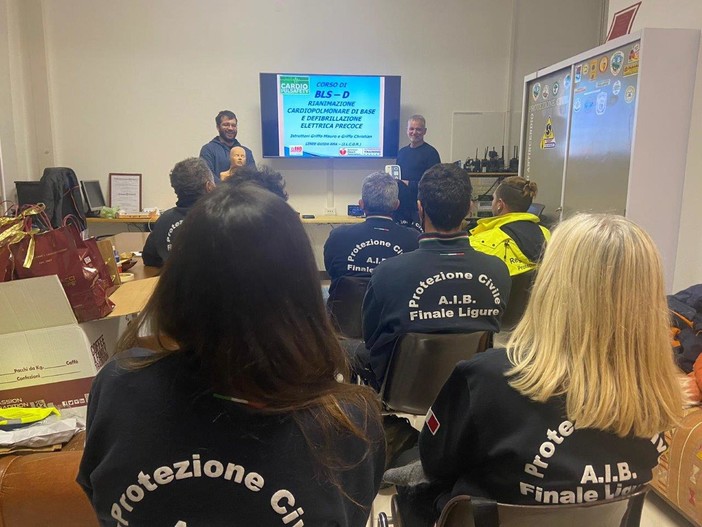 AIB Protezione Civile di Finale Ligure: concluso con successo il corso BLSD (FOTO) AIB Protezione Civile di Finale Ligure: concluso con successo il corso BLSD (FOTO)