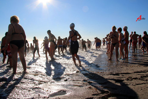 Gli scatti artistici di Roberto Oliva al cimento invernale di Ceriale (FOTOGALLERY) Gli scatti artistici di Roberto Oliva al cimento invernale di Ceriale (FOTOGALLERY)