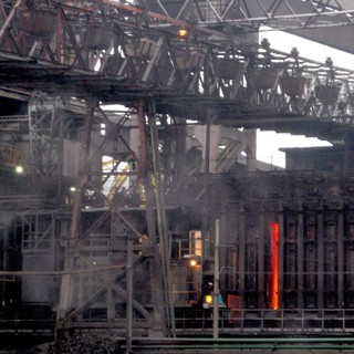 Italiana Coke risponde a Comune di Cairo e Regione mostrando i dentini (neri)