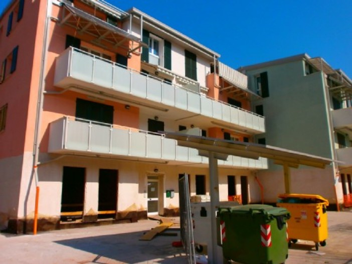 Casa ecologica dei Vigili del Fuoco, Albenga pensa a rinunciarvi per permetterne la vendita e la monetizzazione