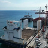 Cassoni per la diga di Genova a Vado, a rischio 127 posti di lavoro: fissato l'incontro con il presidente Bucci Cassoni per la diga di Genova a Vado, a rischio 127 posti di lavoro: fissato l'incontro con il presidente Bucci