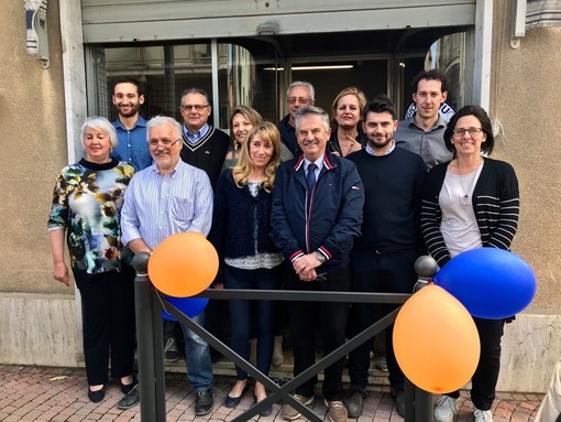 Inaugurato oggi in via Padre Garello il point elettorale di "Cengio nel Cuore" (FOTO) Inaugurato oggi in via Padre Garello il point elettorale di "Cengio nel Cuore" (FOTO)