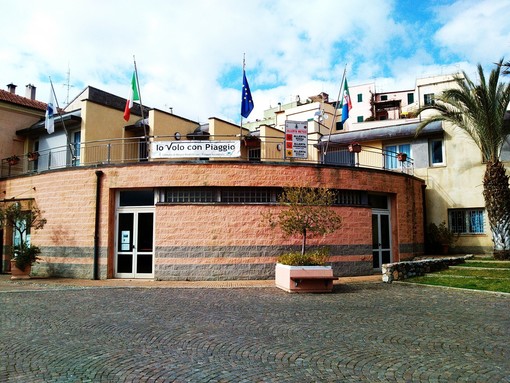Opere di pulizia stradale a Borgio Verezzi Opere di pulizia stradale a Borgio Verezzi
