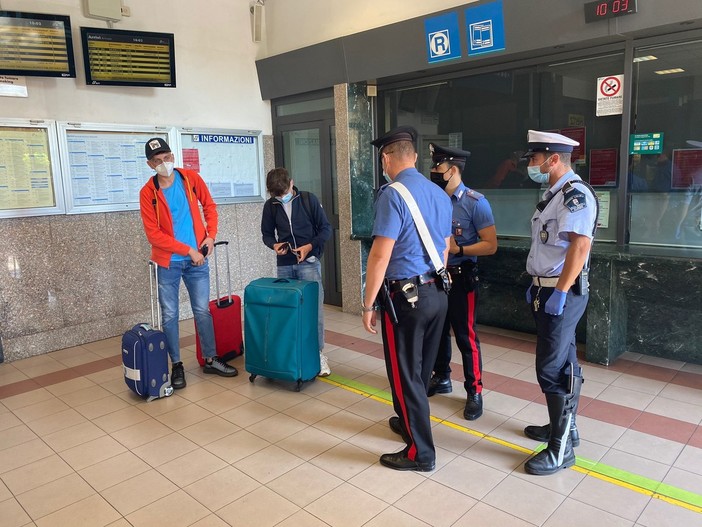 Proseguono i controlli ad Alassio, il sindaco Melgrati: "Non abbasseremo la guardia" Proseguono i controlli ad Alassio, il sindaco Melgrati: "Non abbasseremo la guardia"