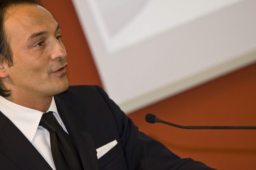 Balneari, l'eurodeputato Cirio: "L'Europa prenda atto del parere di Bolkestein"