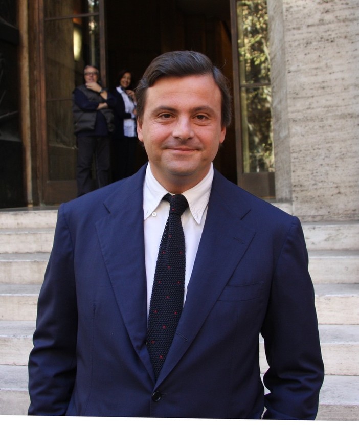 Elezioni 2018, il ministro Calenda in visita a Vado Ligure