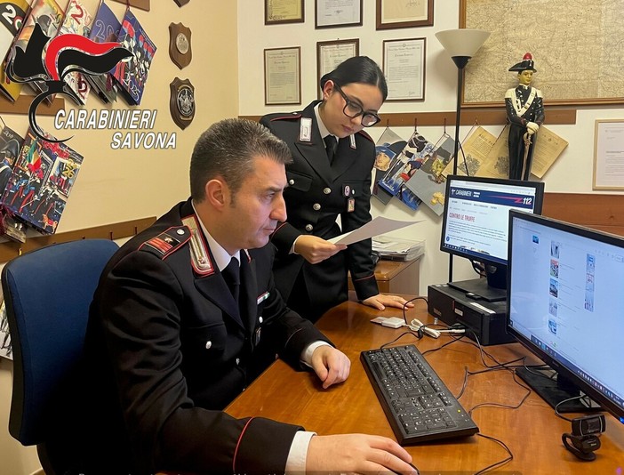 Vende quattro pneumatici online, ma cade nella truffa dei finti acquirenti: tre denunce