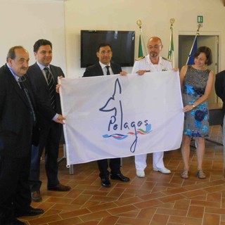 Il Ministero dell’Ambiente ha consegnato ad Andora la Bandiera Santuario Pelagos