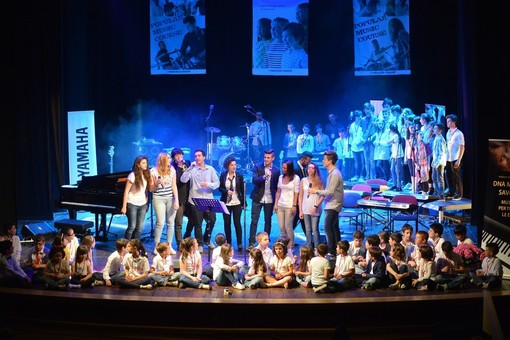 "Note per il sorriso di un bimbo": al Chiabrera di Savona lo spettacolo benefico