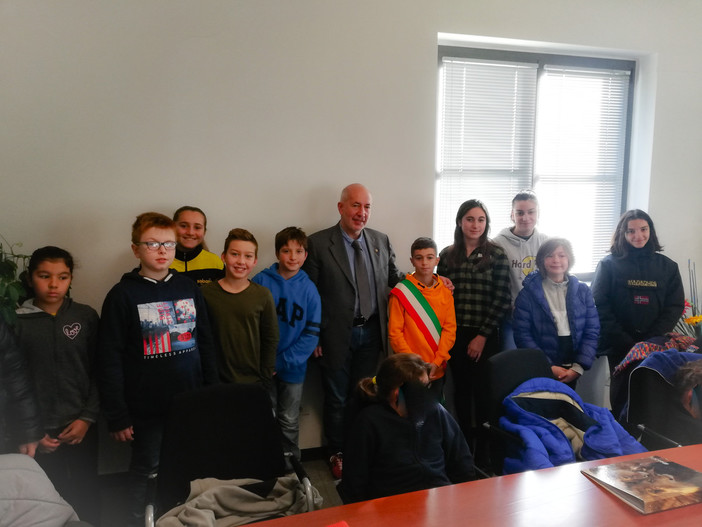 Quiliano, Donovan Ganci è il nuovo sindaco del Consiglio Comunale dei Ragazzi Quiliano, Donovan Ganci è il nuovo sindaco del Consiglio Comunale dei Ragazzi