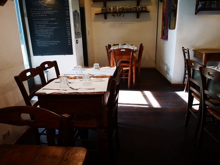 Fiepet Confesercenti e Fipe Confcommercio: "Viste le nuove considerazioni del Cts subito un Dpcm per far riaprire chi può lavorare in sicurezza"