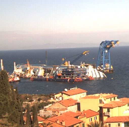 Come Volevasi Dimostrare: 100 milioni di dollari in più per rimuovere Costa Concordia Come Volevasi Dimostrare: 100 milioni di dollari in più per rimuovere Costa Concordia