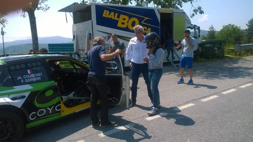 Roccavignale, test del "Balbosca Rally Team" lungo la vecchia strada statale (FOTO) Roccavignale, test del "Balbosca Rally Team" lungo la vecchia strada statale (FOTO)