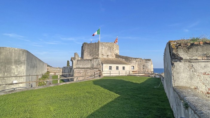 Finale Ligure, alla Fortezza di Castelfranco nasce l’NSP Museum  dedicato a Nenne Sanguineti Poggi