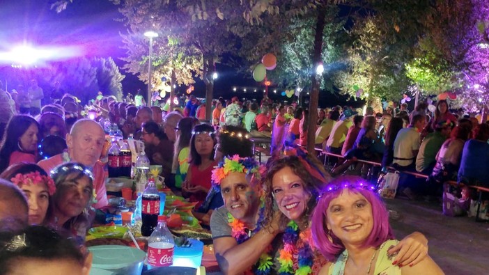 Successo per la "Cena colorata" di Vado Ligure