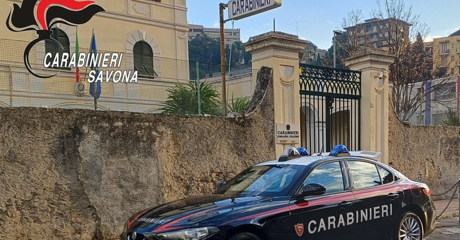 Rave party sulla Colla di San Giacomo, fugge all’alt e sperona un’auto dei Carabinieri: arrestato un 28enne
