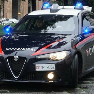 Cairo, tenta di rubare un robot da cucina e generi alimentari al supermercato: denunciato
