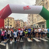 Albenga, la pioggia non ferma CorriaAMO la Fionda 2022. Sorrisi, sport e solidarietà: una grande festa (FOTO e VIDEO)