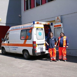 Altare: un coro gospel per l'inaugurazione e benedizione della nuova ambulanza della Croce Bianca Altare: un coro gospel per l'inaugurazione e benedizione della nuova ambulanza della Croce Bianca
