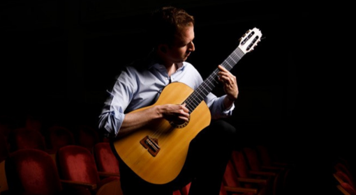 Cairo, il maestro Carlo Fierens in concerto al Teatro Chebello